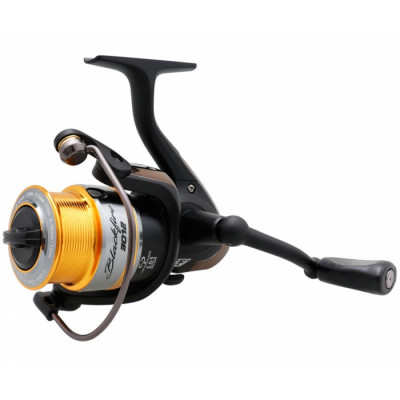 Катушка спиннинговая FLAGMAN "Blackfire 2000" 3+1ш.п. Катушка спиннинговая FLAGMAN "Blackfire 2000" 3+1ш.п.